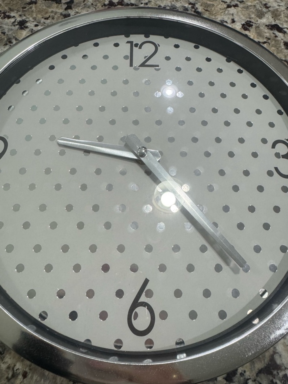 Silver clock - Picture 2 of 3